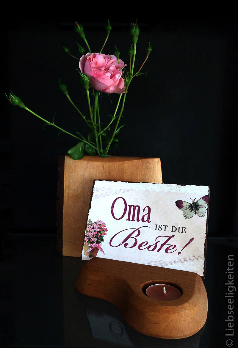 Rose - Rosenzweig - Vase mit Rosen - Grußkarte für die Oma - Oma ist die Beste